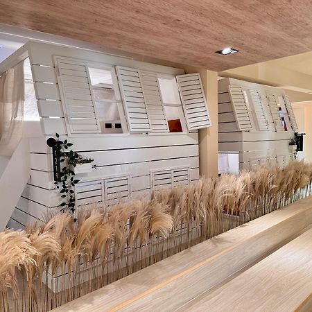 パーベッド ホステル タイチュン ステーション 台中市 エクステリア 写真